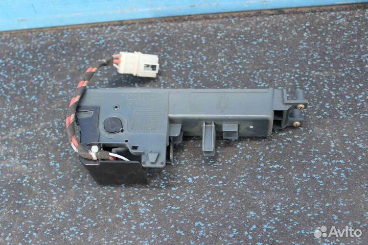 Прикуриватель Audi A4 (Ауди А4) B5 8D0863284C