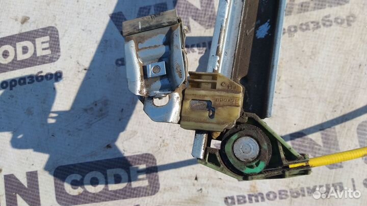 Стеклоподъемник передний левый LADA Niva 21214