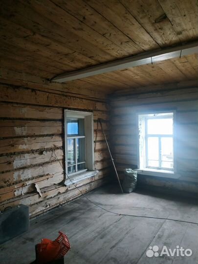 Сруб дома из бревна бу