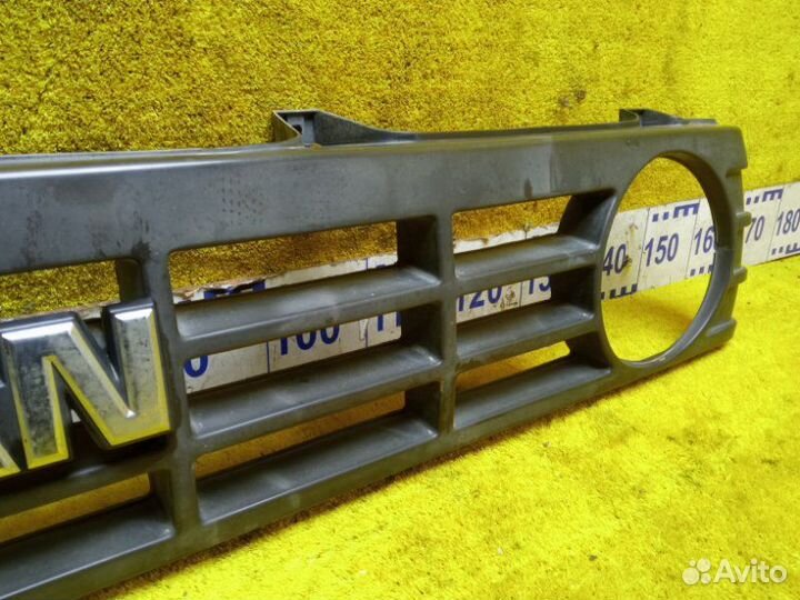 Решетка радиатора передняя Nissan Safari/Patrol