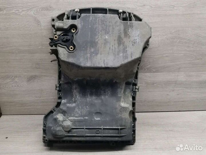 Поддон двигателя Mercedes M271
