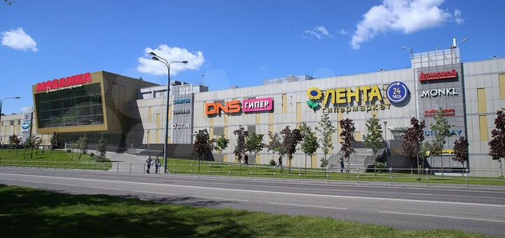 Торговые места.Проходимость хорошая