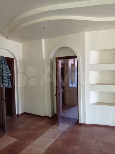 Дом 212 м² на участке 11 сот.