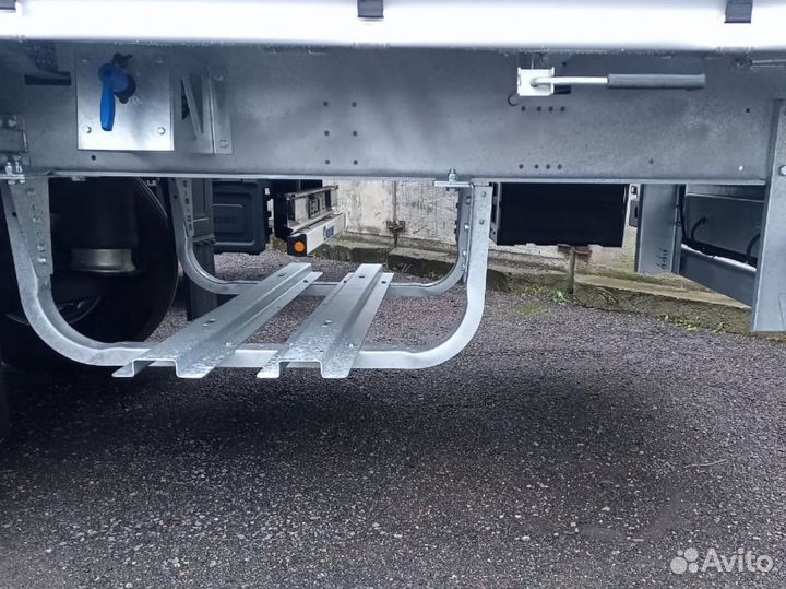 Полуприцеп шторный Sotrans SC3-1, 2023