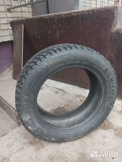 Michelin X-Ice North 4 205/55 R16