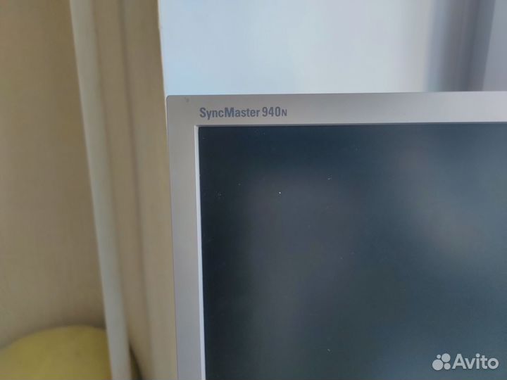 Монитор Samsung 940n 19 дюймов