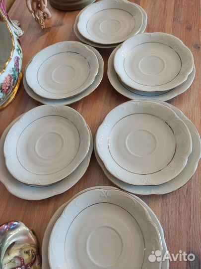 Тарелки блюдца
