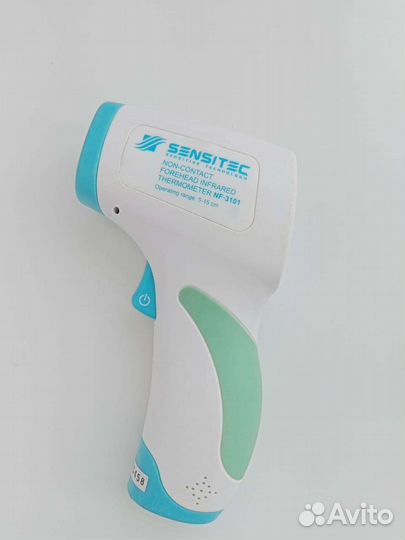 Бесконтактный инфракрасный термометр