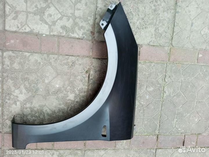 Hyuindai Solaris крыло