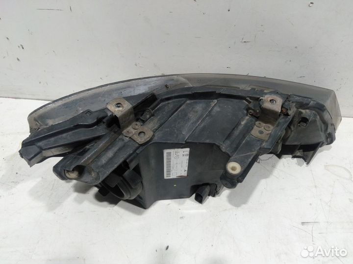 Фара левая polo (SED RUS) (2011)