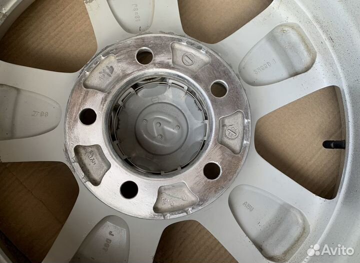 Диски R18 LC200 lexus LX570 оригинал