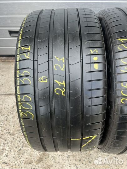 Pirelli P Zero PZ4 265/40 R21 и 305/35 R21