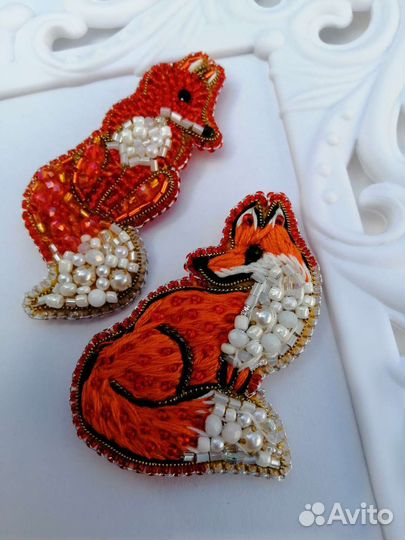 Брошь матрешка, фуксия