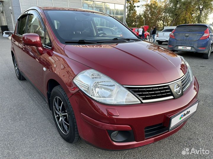 Nissan Tiida 1.6 AT, 2008, 117 500 км