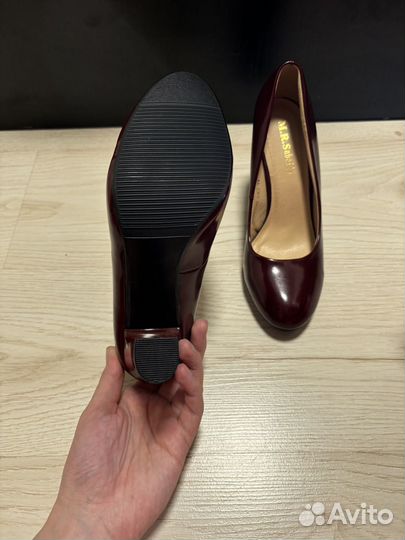 Туфли женские 39 размер