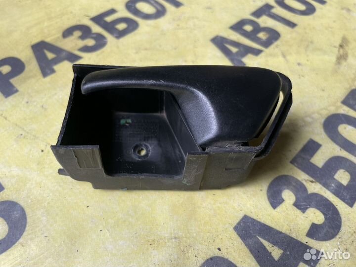 Ручка задняя левая внутренняя VW Vento