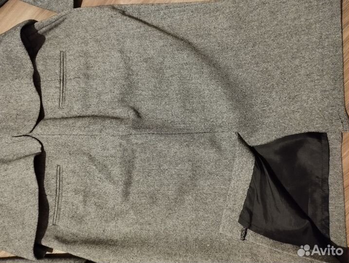 Костюм женский с юбкой Oogji