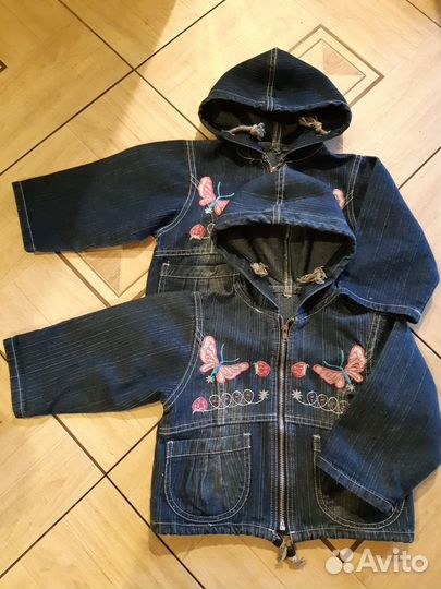 Джинсовые ветровки для близняшек и двойняшек 92