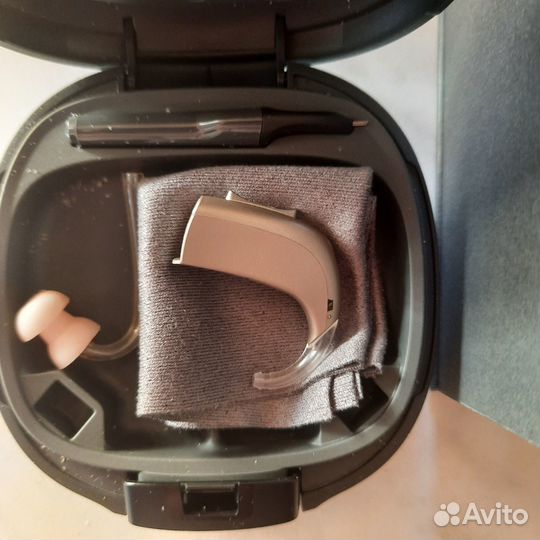 Слуховой аппарат oticon