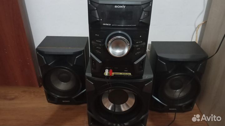 Музыкальный центр sony