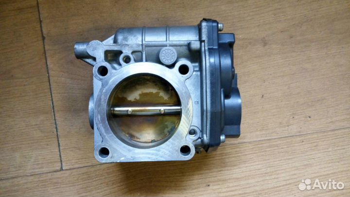 Заслонка дроссельная Nissan X-Trail T-31 2.0L