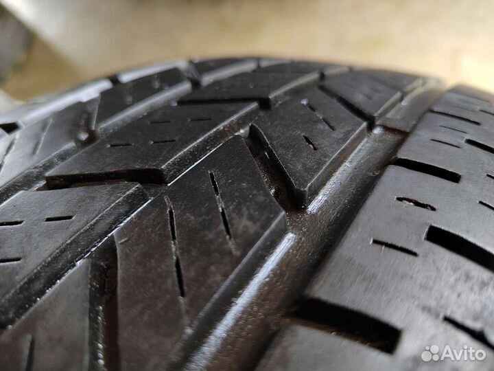 Cooper Lifeliner Touring SLE 215/65 R17 99T