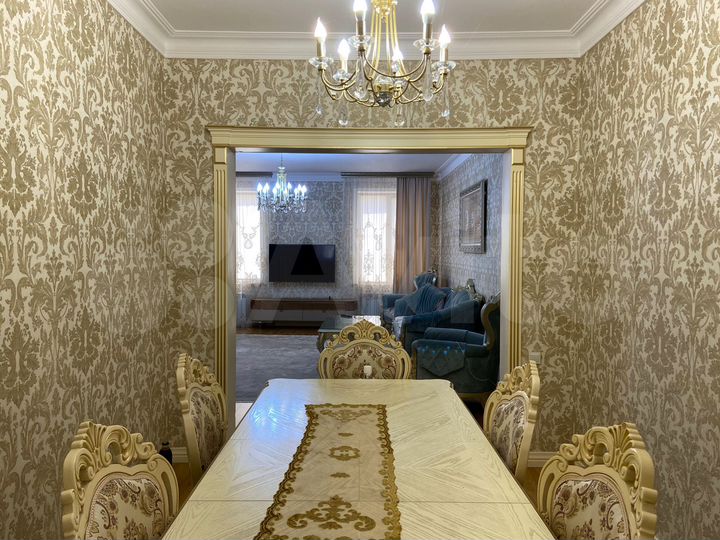 Дом 169,5 м² на участке 2,5 сот.