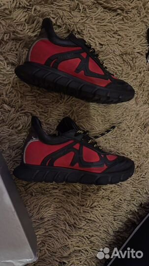 Сандали кросовки ботинки