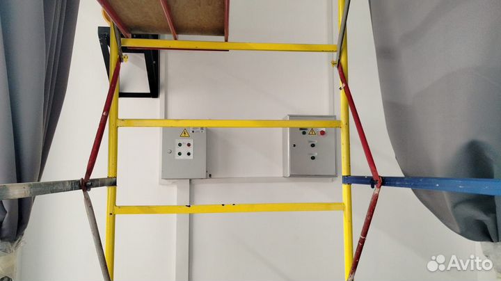 Установка сценического занавеса