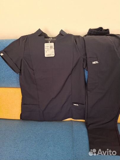 Медицинский костюм женский