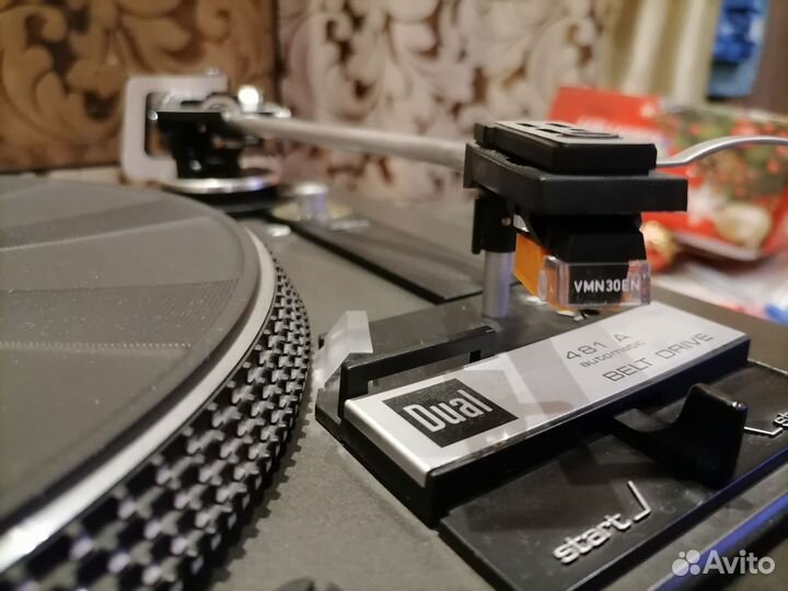 Проигрыватель винила Dual 481A