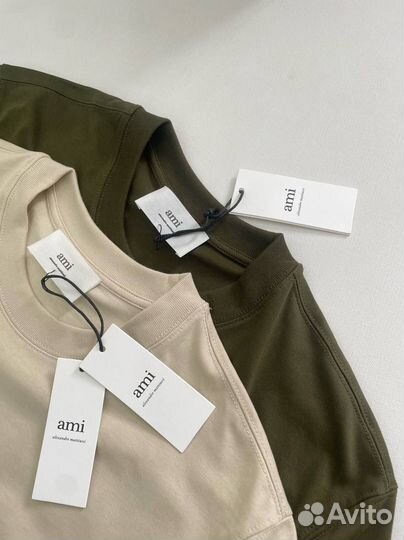 Футболка женская Ami Paris