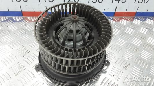 Моторчик печки BMW 7 E65 (4UK03KK01)