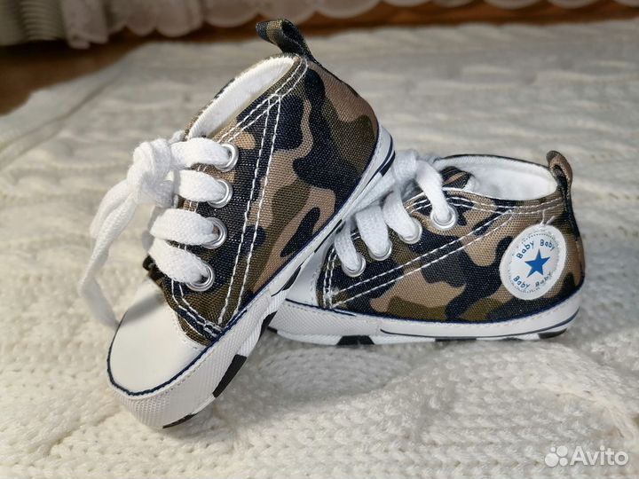 Детские вещи от 5 до 10 месяцев(жилетка, обувь на