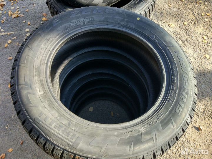 Pirelli Ice Zero 185/65 R15 92T