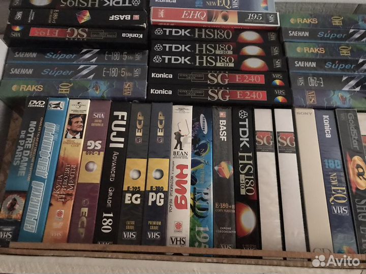 Видео касеты с фильмами