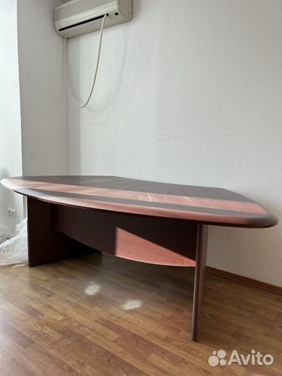 Стол из массива