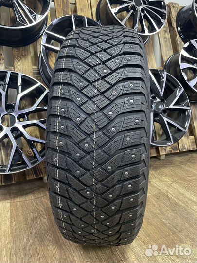 Goodyear UltraGrip Arctic 2 205/50 R17 93T