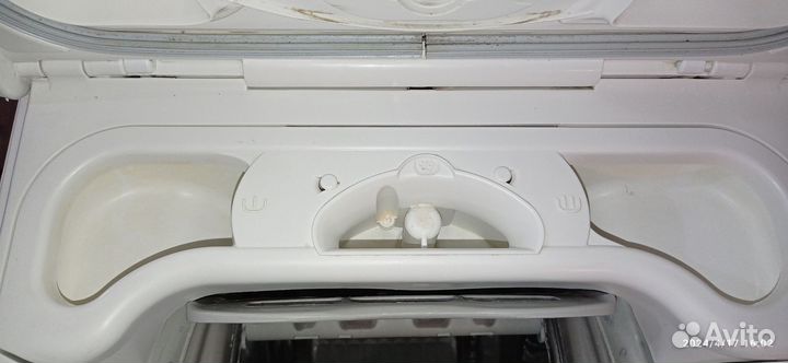 Стиральная машина б/у,вертикальная загрузка