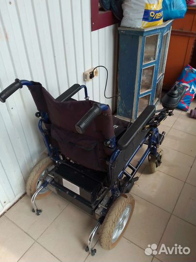 Инвалидная коляска с электроприводом б/у