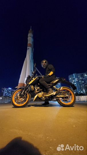 KTM Duke 200