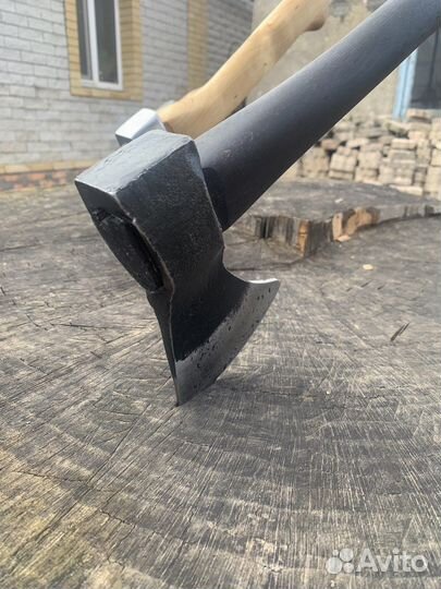 Топор кованый