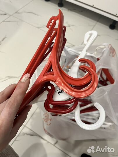 Вешалки детские