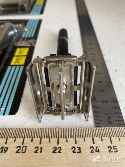 Бритвенный станок с лезвиями времён СССР новый