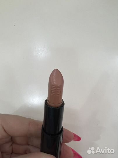 Givenchy помада