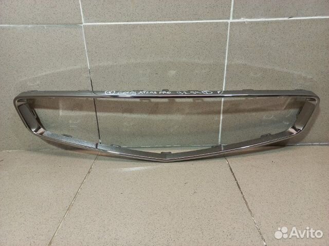 Накладка решетки радиатора Geely Atlas Pro