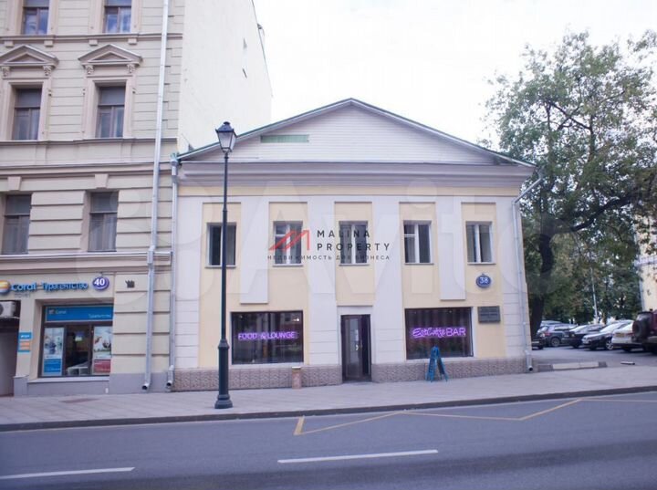 Сдам торговое помещение, 247 м²