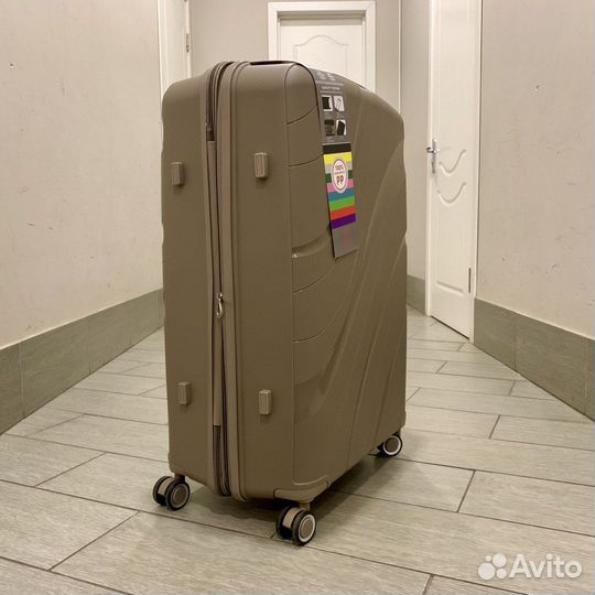 Чемодан на колесах Impreza Premium