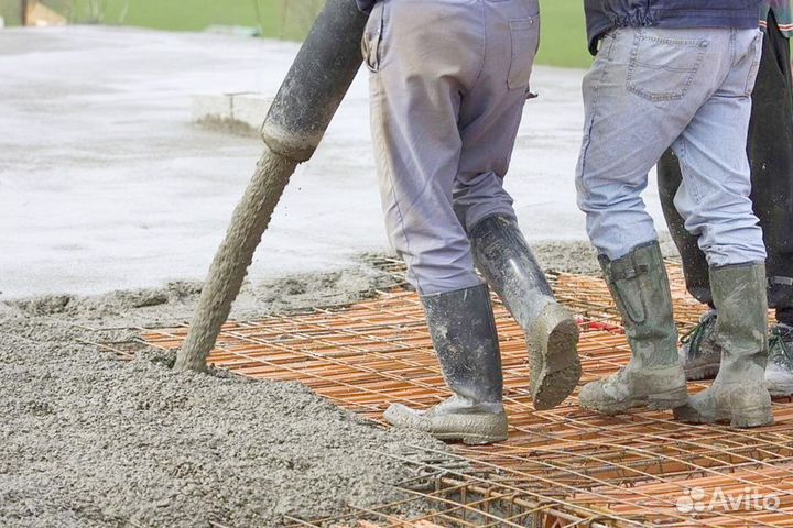 Автобетоносмеситель с лентой,бетон