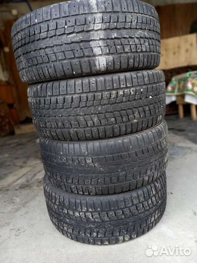 Dunlop SP Winter Ice 01 215/55 R16